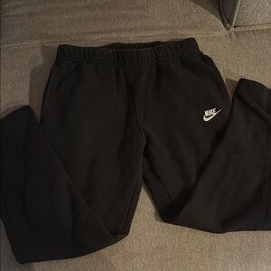 Nike Black Sweatpants with Relaxed Fit
